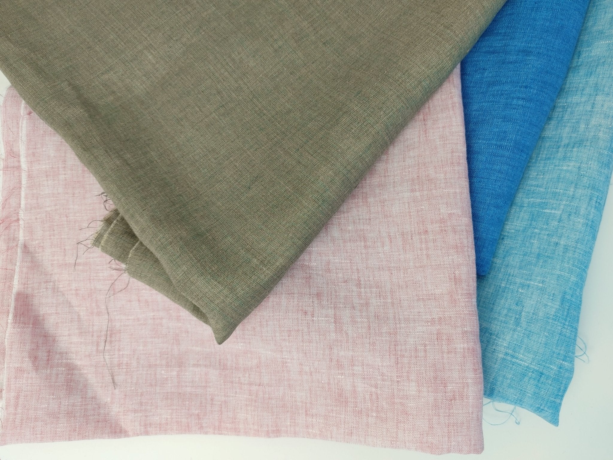 100% Linen Fabric 21s Vintage Chambray New Colorways for 2024 - The Linen Lab - Blue(light)