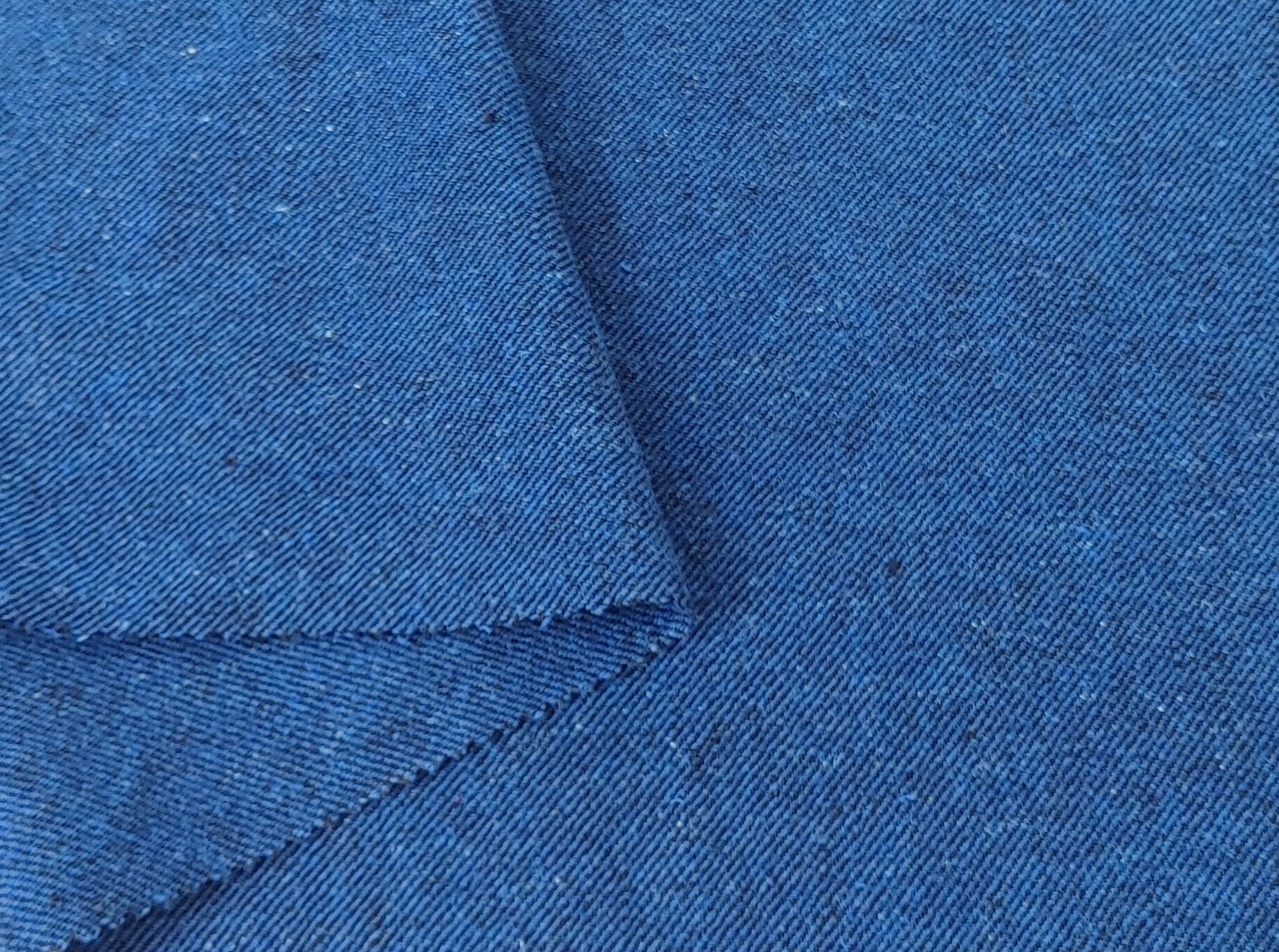 Classic Two-Tone Linen Wool Chambray Twill Fabric - Medium to Heavy Weight 7897 7902 7903