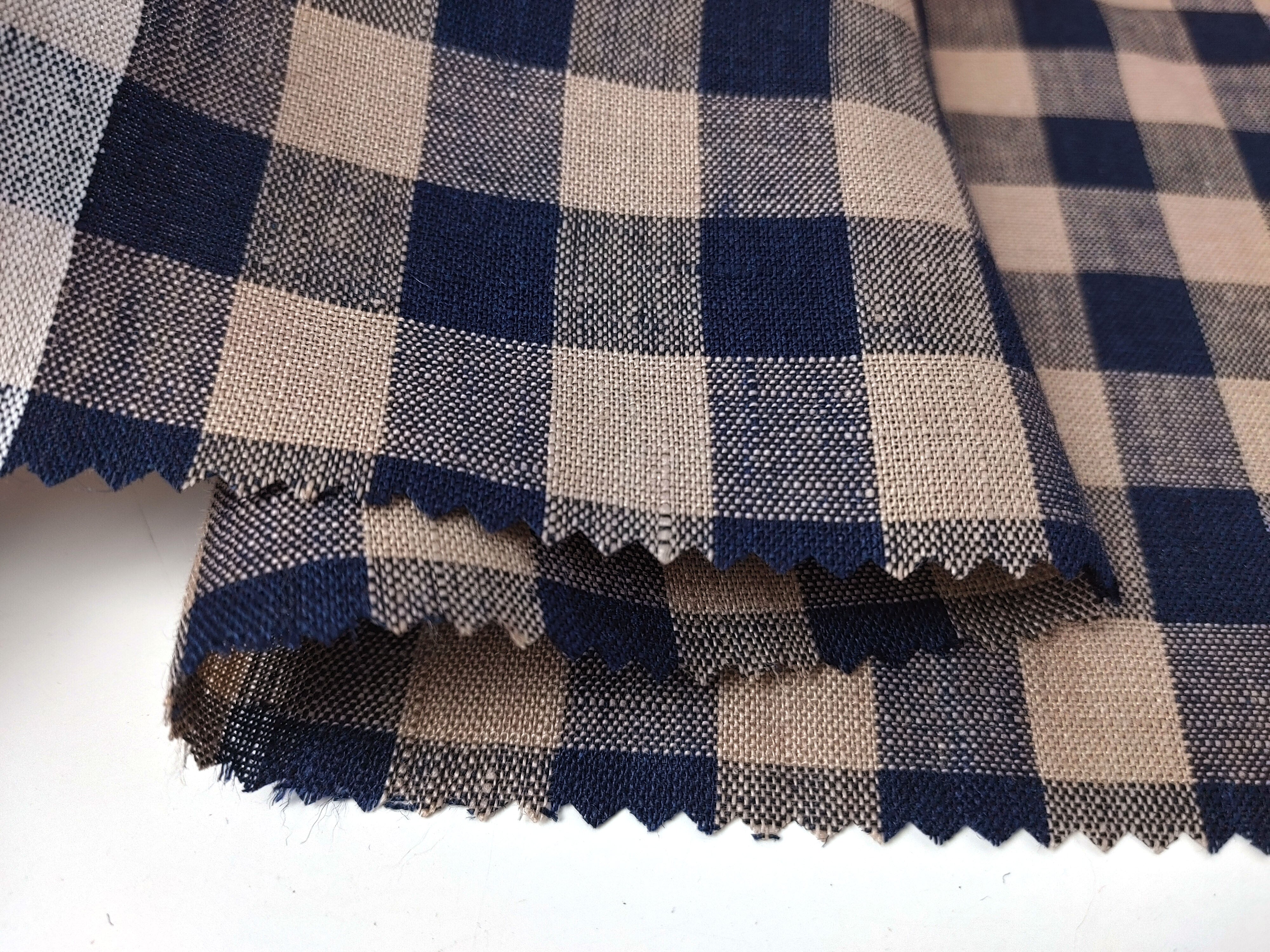 Classic Beige and Navy Gingham Check 100% Linen Fabric – Light to Medium Weight 8153