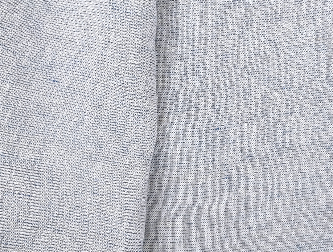 100% Linen Fabric – Softly Speckled Blue Weft on Crisp White 7573
