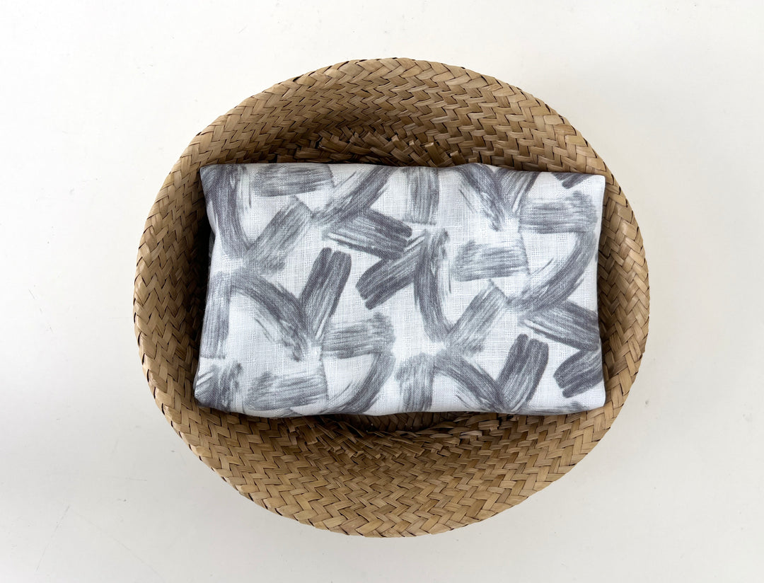 Brushstroke Print 100% Linen Fabric – Grey on White, Dobby Texture, Light Weight 7641