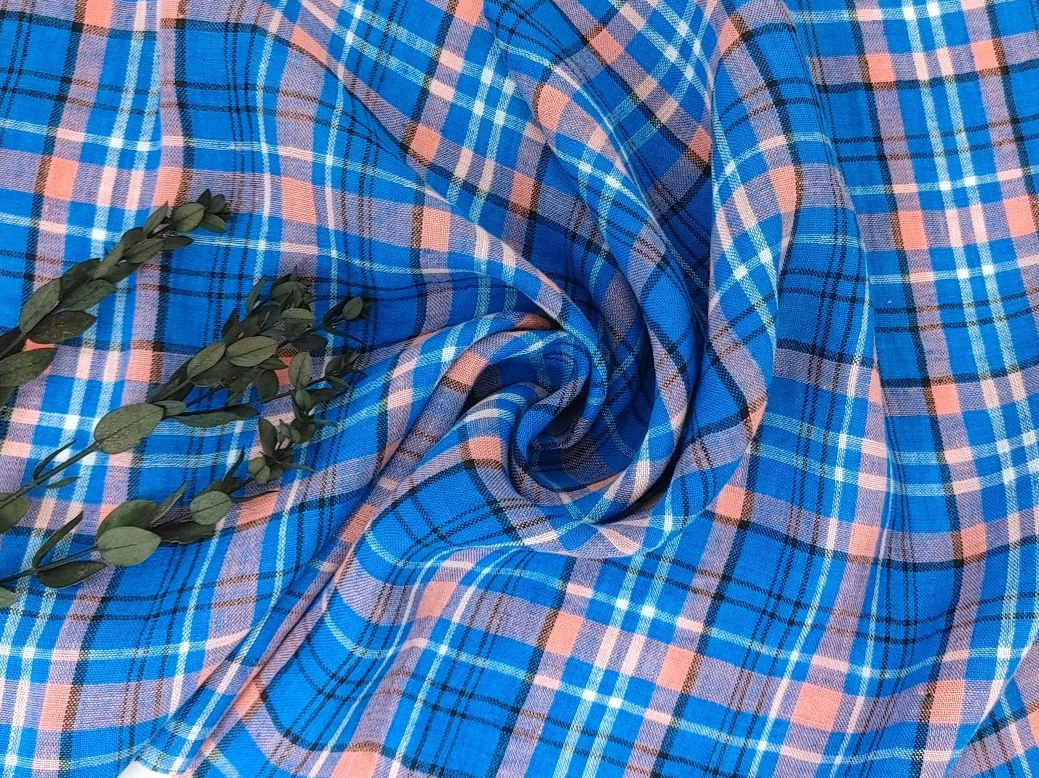 Contemporary Blue Tartan Plaid: 100% Linen Fabric, Medium-Light Weight 7570 - The Linen Lab - Blue