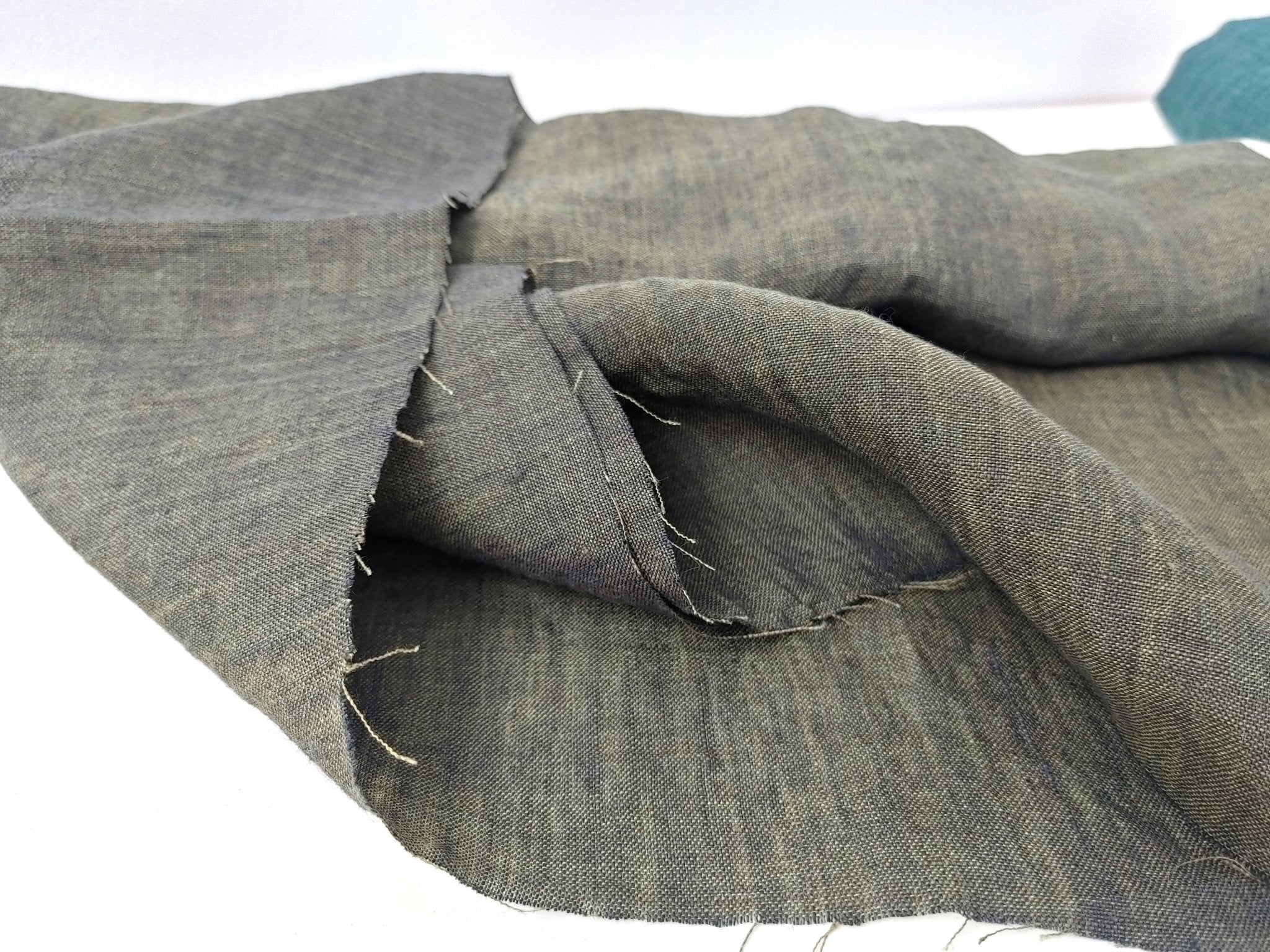 100% Linen Crispy Fabric 21s Vintage Chambray New Colorways for 2024 - The Linen Lab - Green(dark)