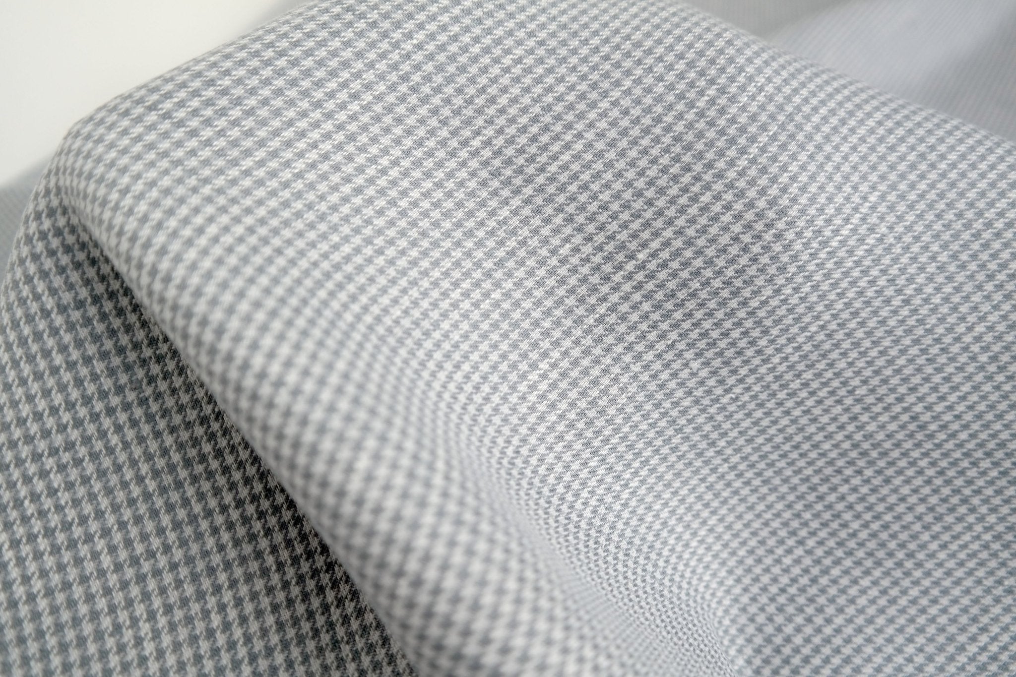 100% Linen Fabric Hound Tooth Check Grey Color 3958 - The Linen Lab - Grey check 3958
