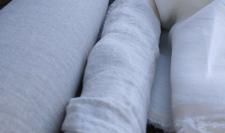 100% Linen Fabric Soft Touch Medium-Heavy Weight 9S 4900 6147 6019 - The Linen Lab - Ivory 4900