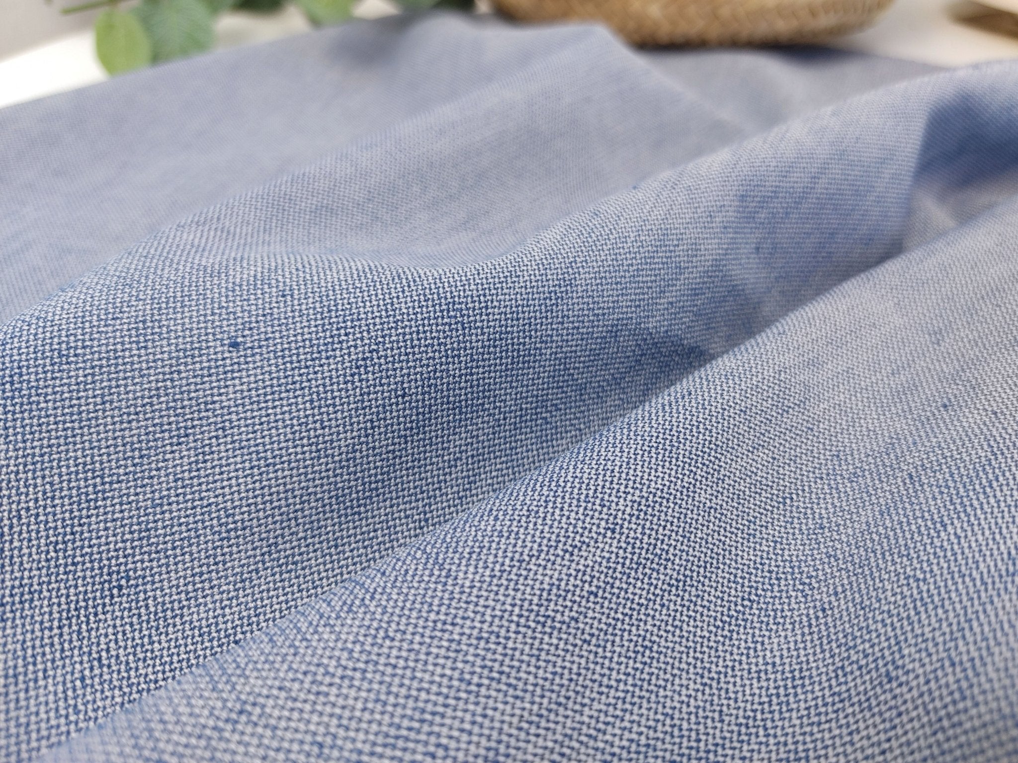 Blue Harmony Linen Blend: Stretch Dobby Chambray Fabric 3960 - The Linen Lab - Blue