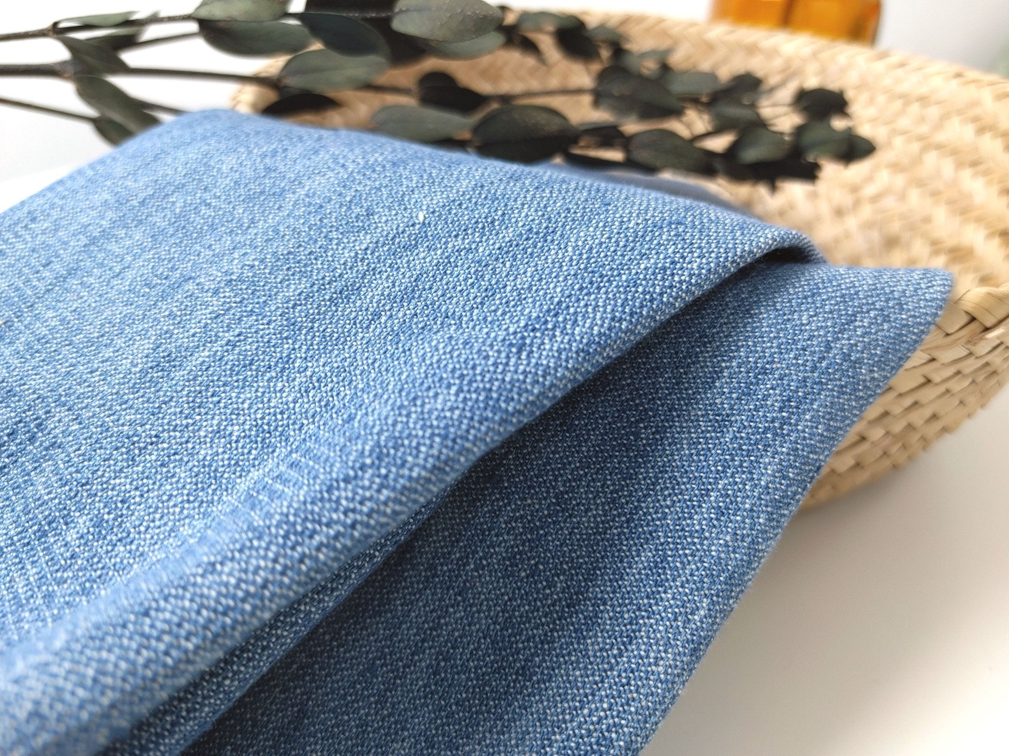 Cool Blue Linen Stretch Fabric 7204 - The Linen Lab - Blue