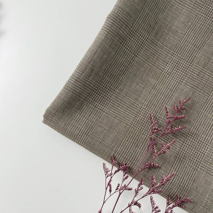 Linen Blend Glossy Fabric 6631 6599 - The Linen Lab - 6631 BROWN