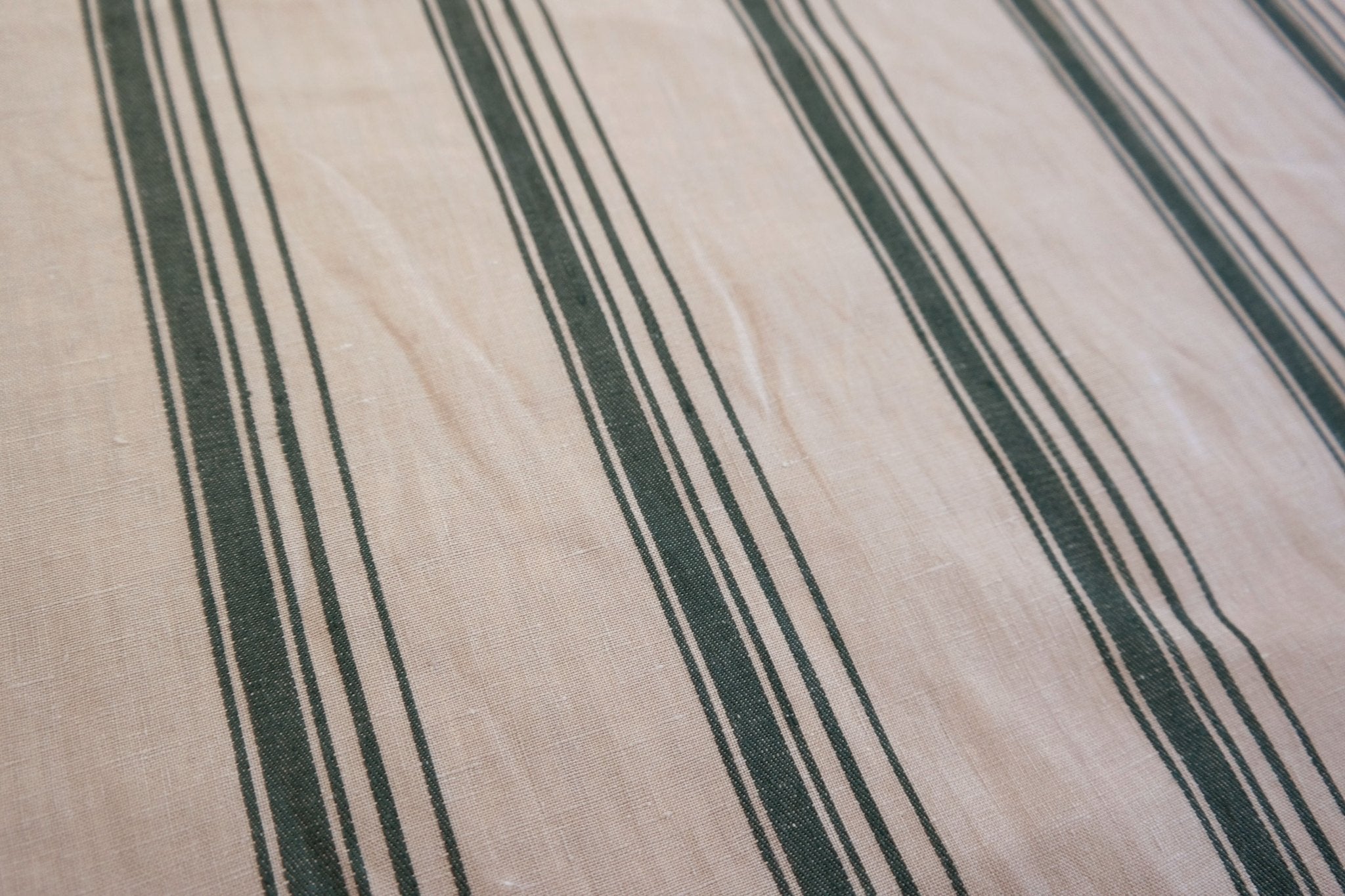 Linen Dobby Vintage Stripe Fabric (4707 6288 7116) - The Linen Lab - Navy