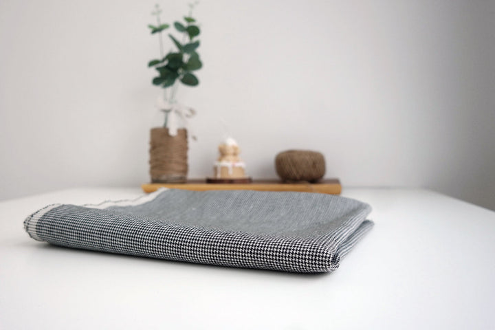 Linen Houndstooth Stretch Fabric (6027) - The Linen Lab - White and Black
