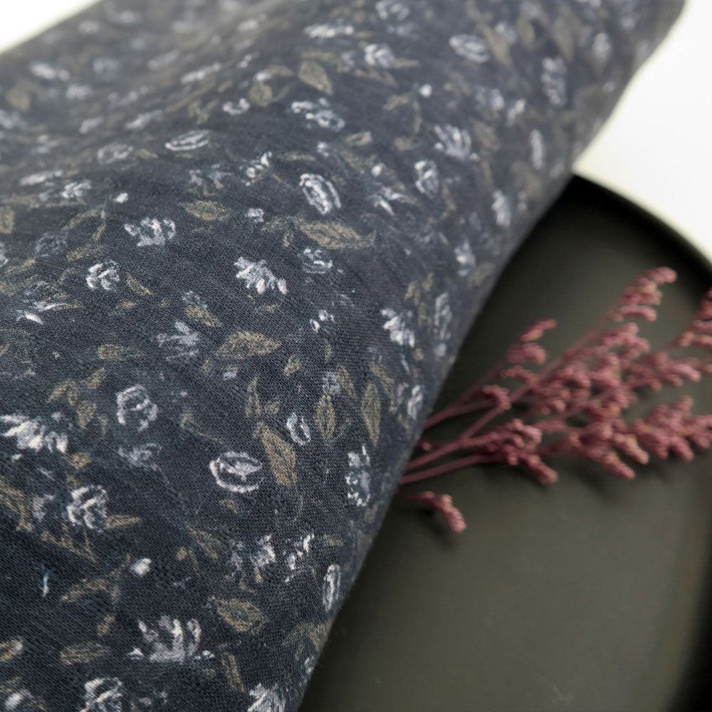 Linen Navy Flower Print (7374) - The Linen Lab - blue