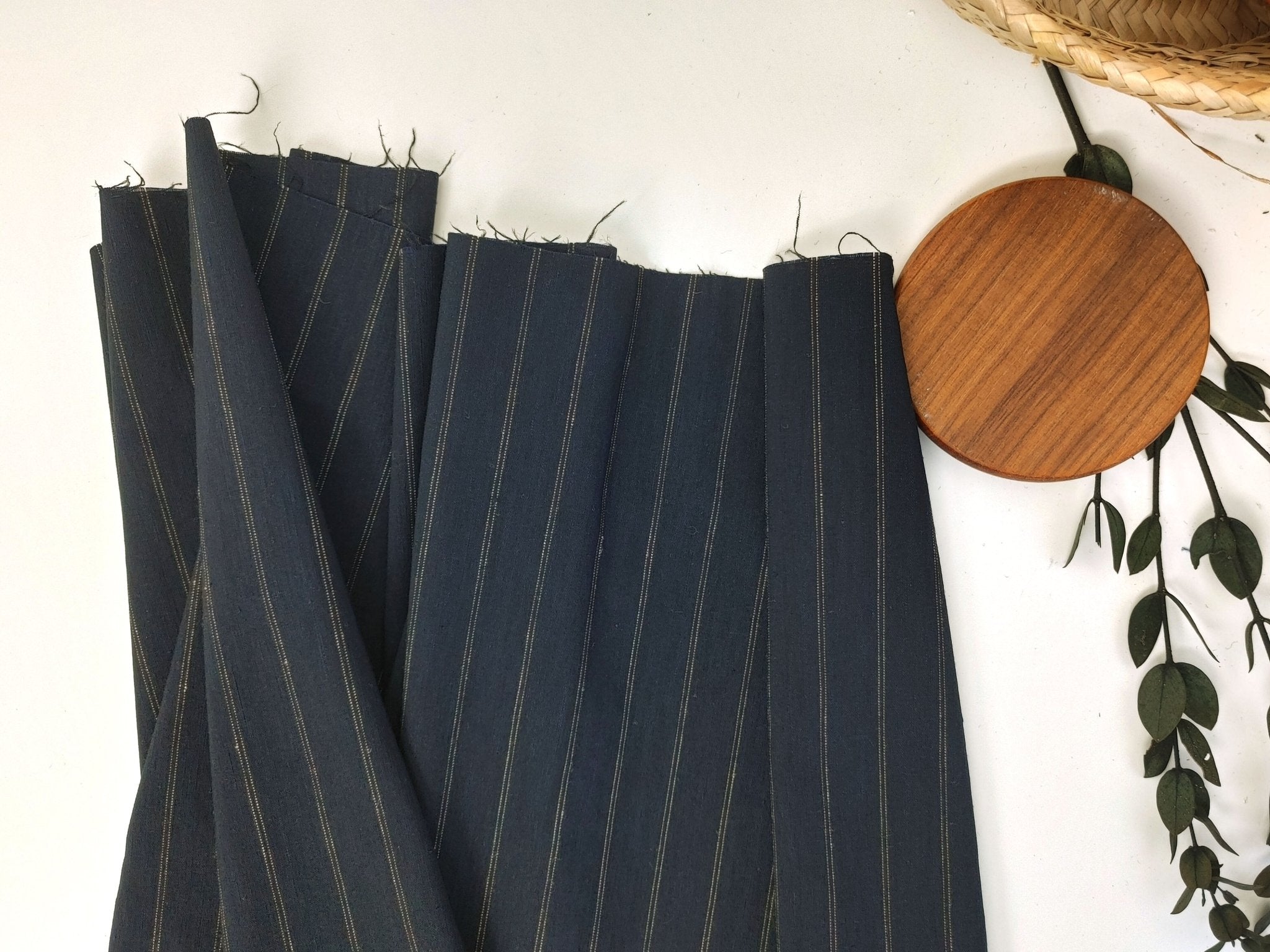 Linen Nylon Stretch Fabric with 2-Pin Stripe 7657 - The Linen Lab - Black
