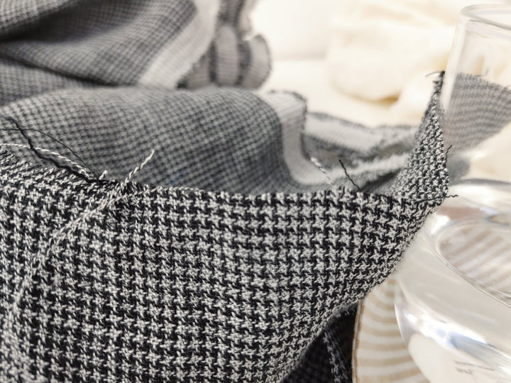 Linen Polyester Houndstooth Starcheck High-Twisted Yarn 7166 - The Linen Lab - Grey