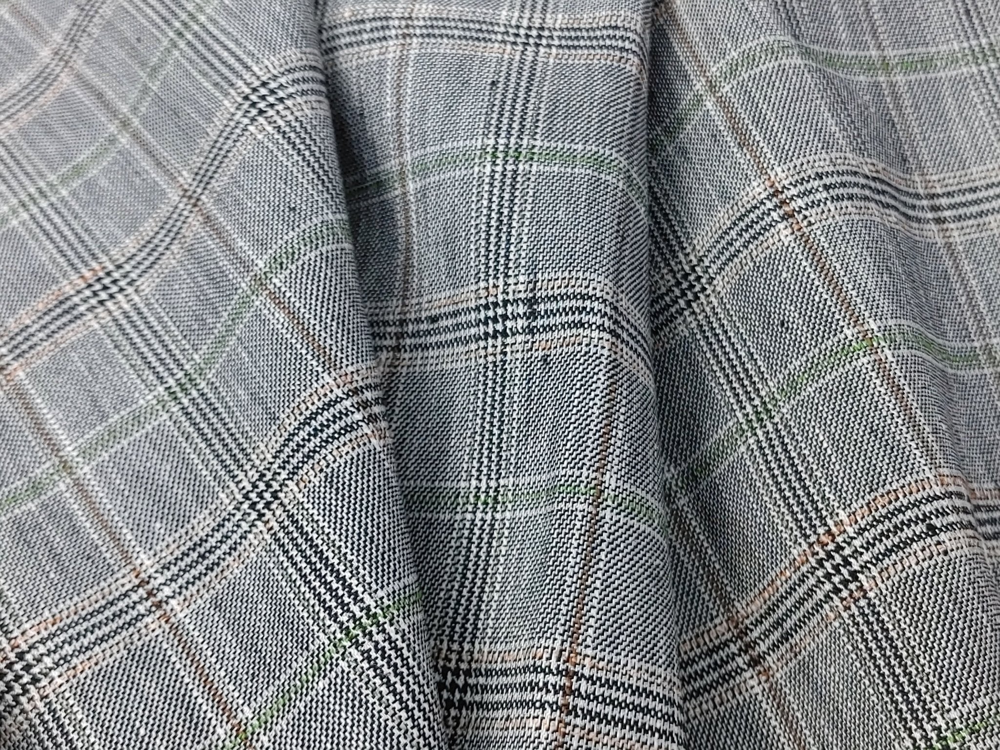 Linen Stretch Plaid Twill Fabric 6230 7828 - The Linen Lab - Pink