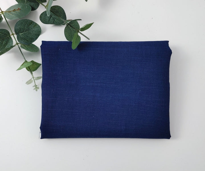 Midnight Blue Elegance: Lightweight Linen Cotton Chambray Fabric 4933 - The Linen Lab - Navy