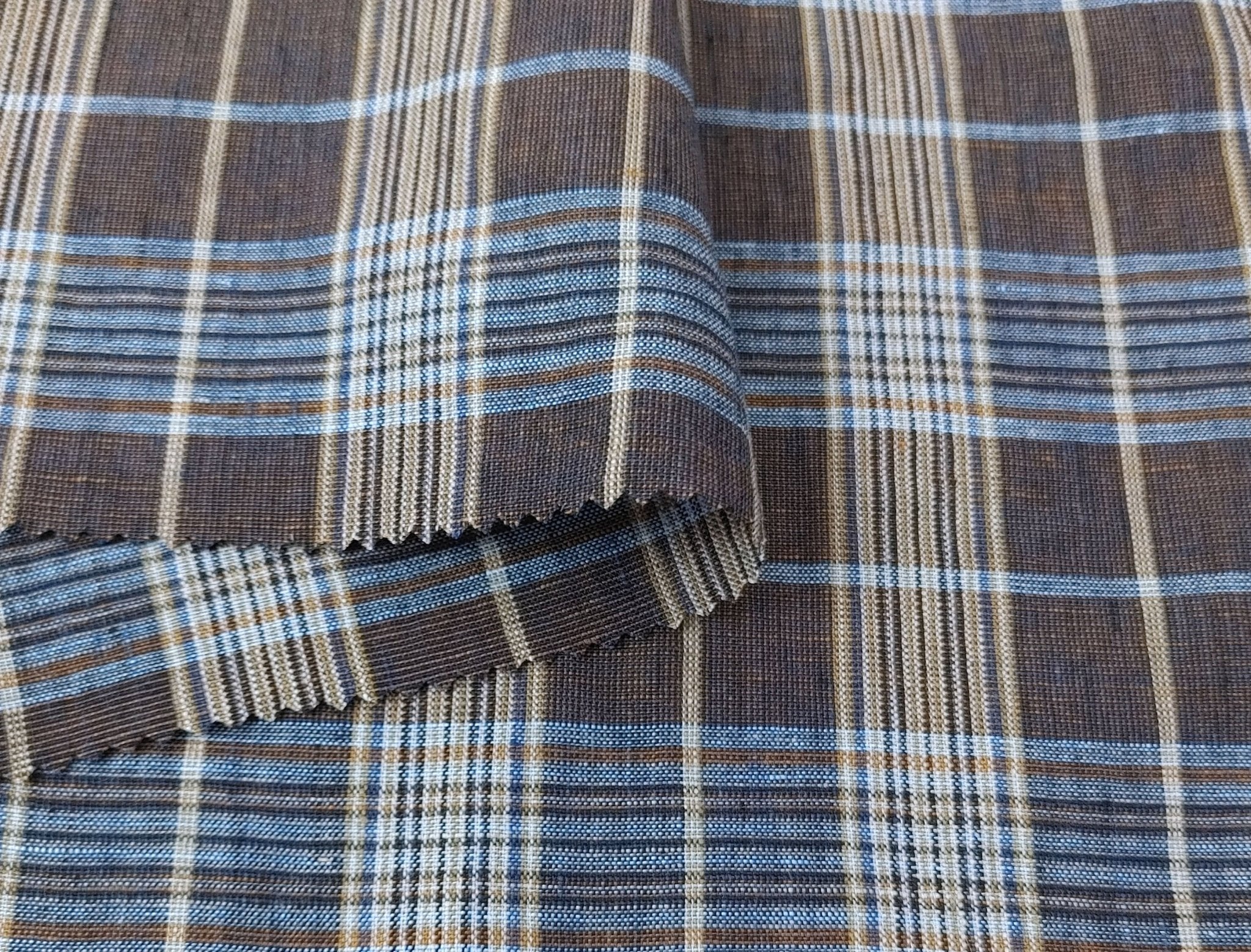 Modern Classic: 100% Linen Fabric Glen Plaid in Medium Weight Plain Weave 7550 7551 - The Linen Lab - Brown