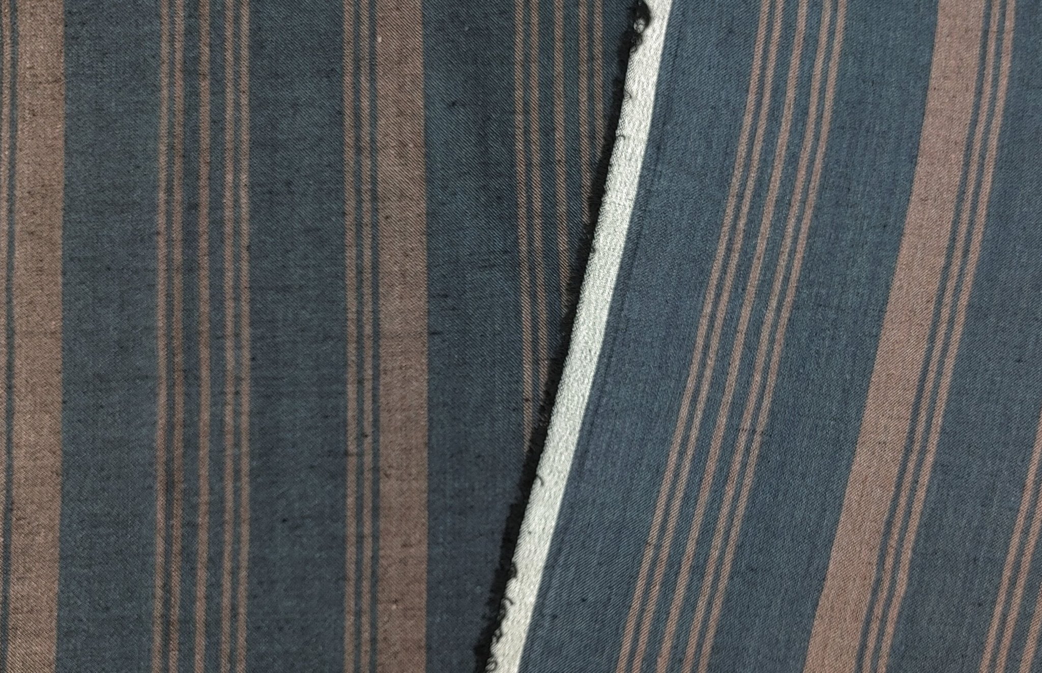 Navy Linen Rayon Twill Fabric 6661 - The Linen Lab - Navy