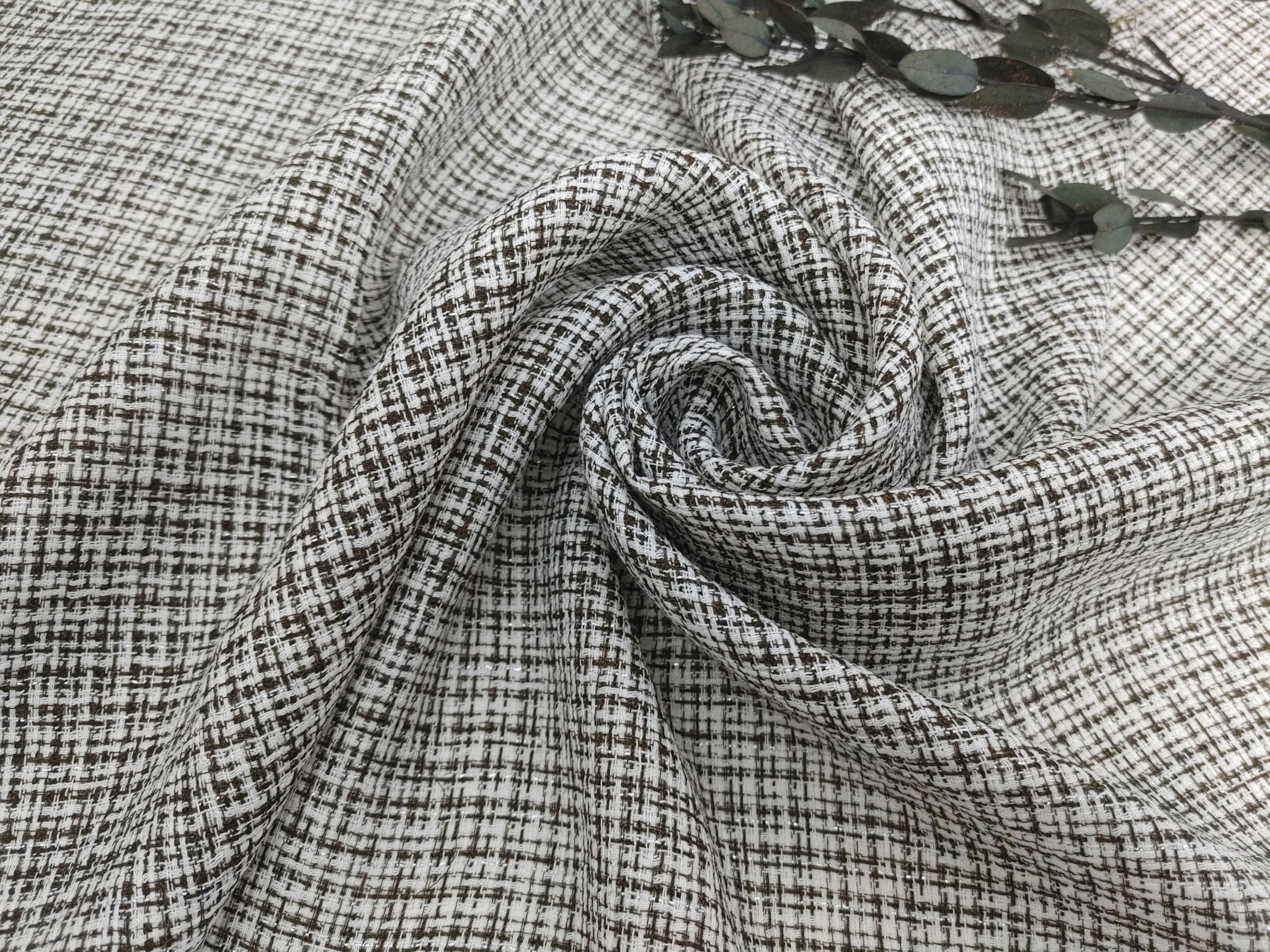 Radiant Ramie Elegance: A Light-Weight Tweed Infused with Metallic Lurex Brilliance 1699 - The Linen Lab - Grey