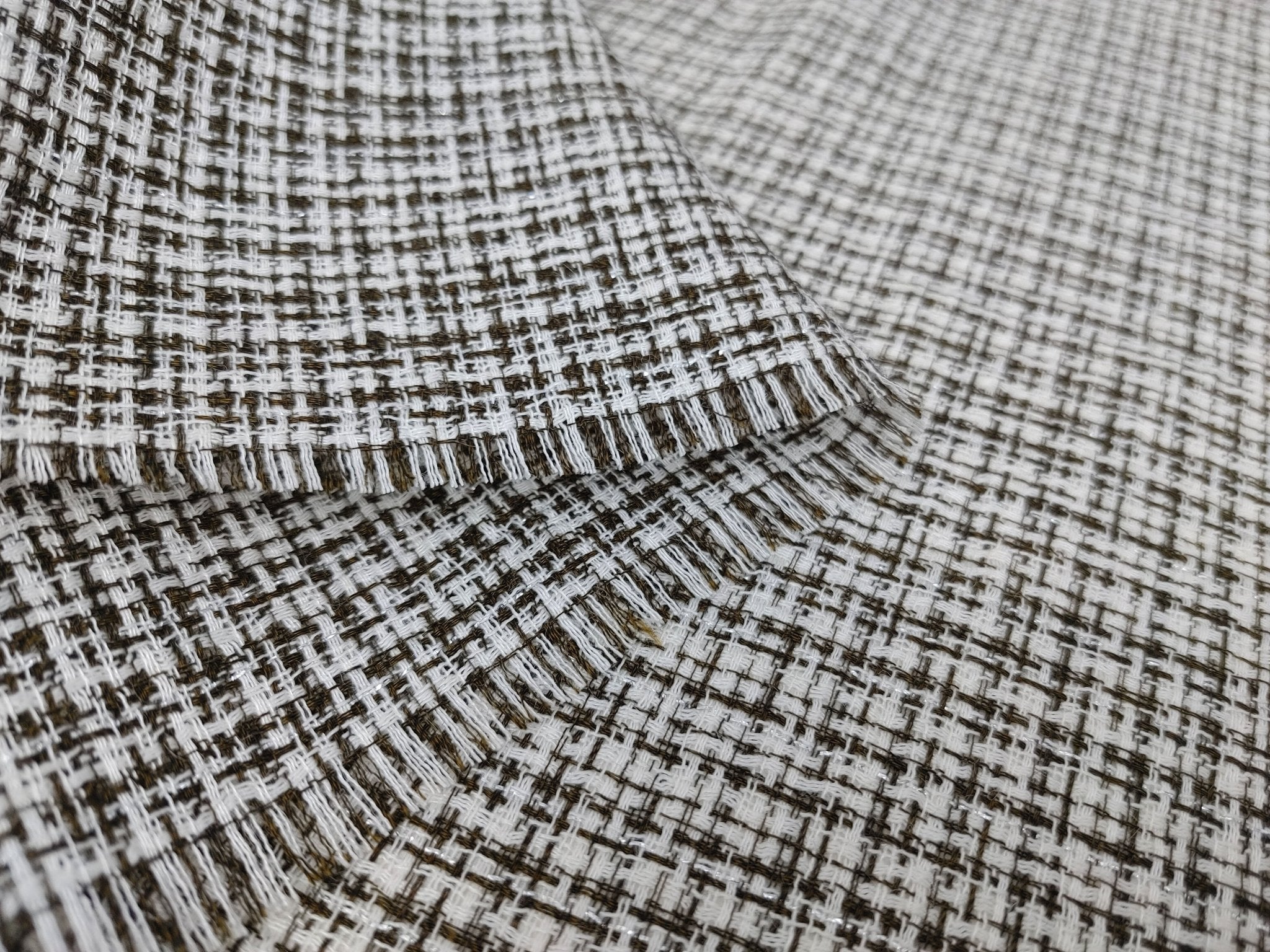 Radiant Ramie Elegance: A Light-Weight Tweed Infused with Metallic Lurex Brilliance 1699 - The Linen Lab - Grey